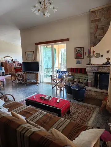 House 220m<sup>2</sup> for sale photo 1