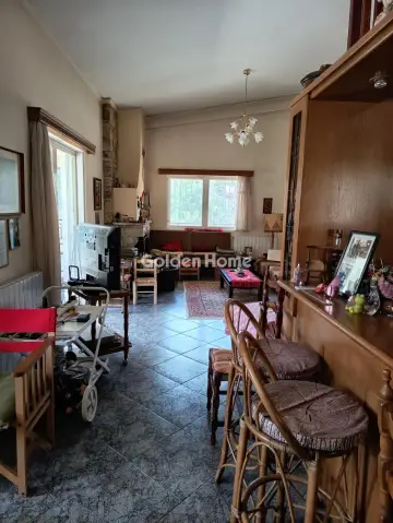 House 220m<sup>2</sup> for sale photo 4