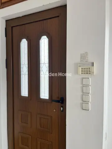 Floor Apartment 100m<sup>2</sup> for rent photo 18