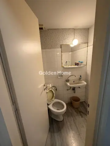 Store 115m<sup>2</sup> for rent photo 6