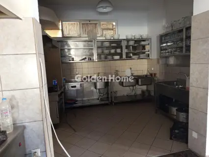 Store 70m<sup>2</sup> for rent photo 4