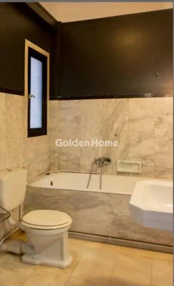 Floor Apartment 185m<sup>2</sup> for rent photo 9