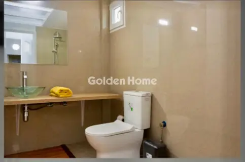 Floor Apartment 185m<sup>2</sup> for rent photo 16