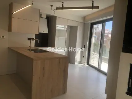 Floor Apartment 115m<sup>2</sup> for rent photo 3