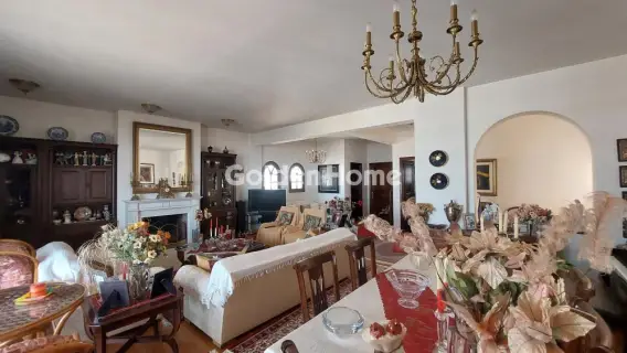 Independent Maisonette 240m<sup>2</sup> for sale photo 11