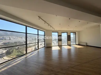 Κατάστημα 1600τ.μ. προς ενοικίαση φωτογραφία 5374970