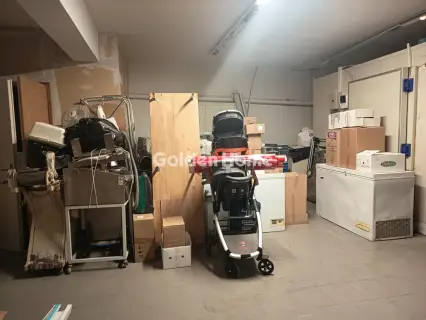 Store 100m<sup>2</sup> for sale photo 5335598