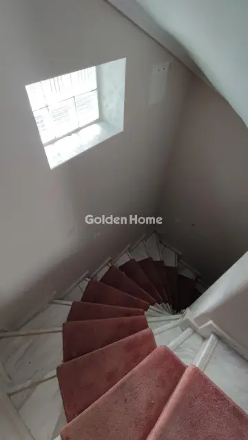 Independent Maisonette 209m<sup>2</sup> for sale photo 48