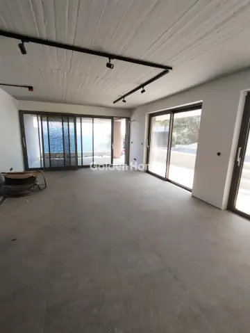 Οροφοδιαμέρισμα 137τ.μ. προς πώληση φωτογραφία 5