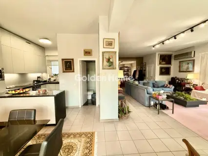 Floor Maisonette 150m<sup>2</sup> for rent photo 19