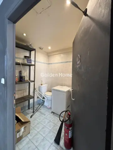 Store 128m<sup>2</sup> for rent photo 7