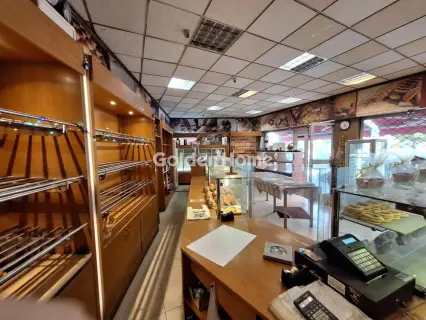 Κατάστημα 210τ.μ. προς πώληση φωτογραφία 6