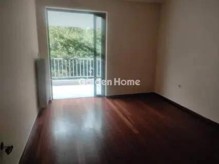 Maisonette Attached 210m<sup>2</sup> for sale photo 11