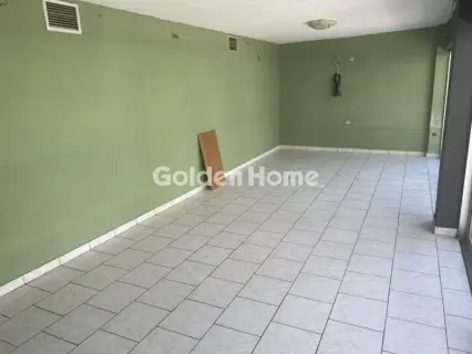 Store 90m<sup>2</sup> for rent photo 2