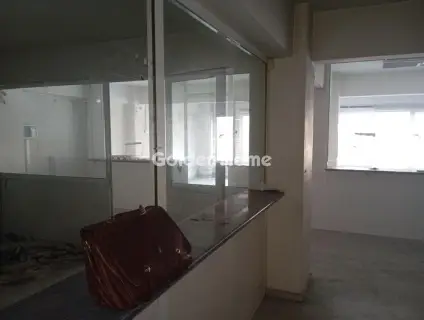 Independent Building 1380m<sup>2</sup> for rent photo 5351113