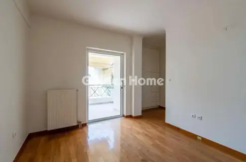 Independent Maisonette 323m<sup>2</sup> for sale photo 5358449