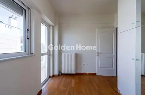 Independent Maisonette 323m<sup>2</sup> for sale photo 5358450