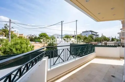 Independent Maisonette 323m<sup>2</sup> for sale photo 5358453