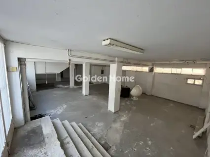 Store 182m<sup>2</sup> for sale photo 1