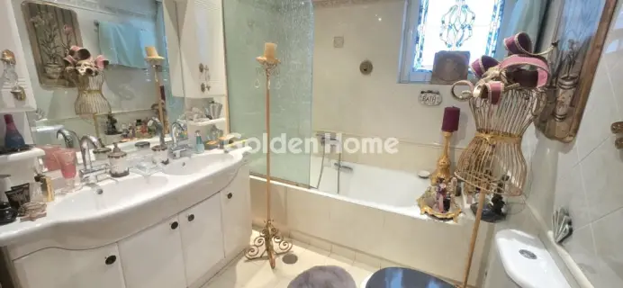 Floor Apartment 120m<sup>2</sup> for rent photo 5350035