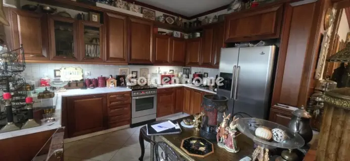 Floor Apartment 120m<sup>2</sup> for rent photo 5350067