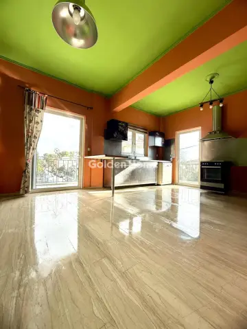 Οροφοδιαμέρισμα 256τ.μ. προς πώληση φωτογραφία 2