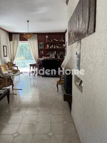 Floor Maisonette 214m<sup>2</sup> for rent photo 7