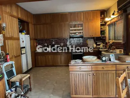 Floor Maisonette 214m<sup>2</sup> for rent photo 12