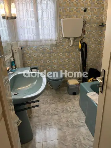 Floor Maisonette 214m<sup>2</sup> for rent photo 18