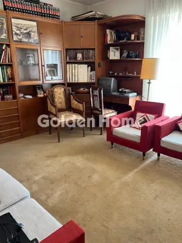 Floor Maisonette 214m<sup>2</sup> for rent photo 14