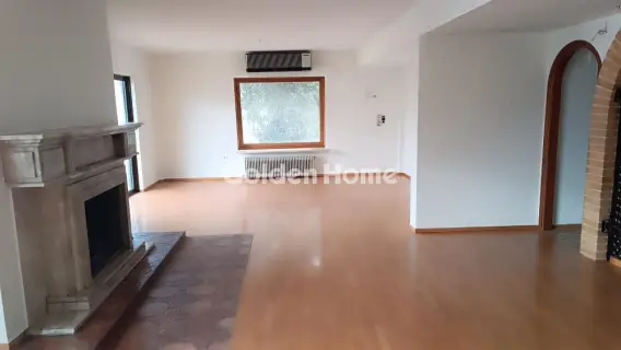 Floor Apartment 164m<sup>2</sup> for sale photo 3