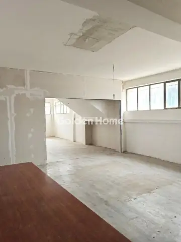 Αποθήκη 178τ.μ. προς πώληση φωτογραφία 4