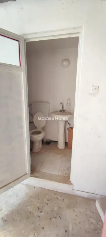 Store 460m<sup>2</sup> for rent photo 12