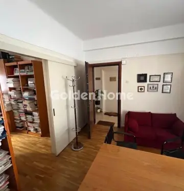 Office 48m<sup>2</sup> for rent photo 2