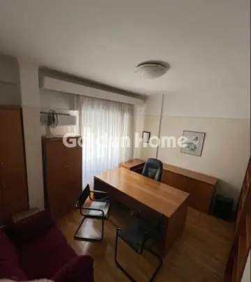 Office 48m<sup>2</sup> for rent photo 3