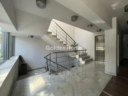 Independent Building 875m<sup>2</sup> for sale photo 6