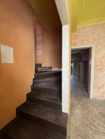 Building 176m<sup>2</sup> for sale photo 18