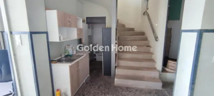 Independent Building 460m<sup>2</sup> for sale photo 1