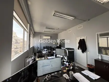 店铺 135m<sup>2</sup> for rent photo 3