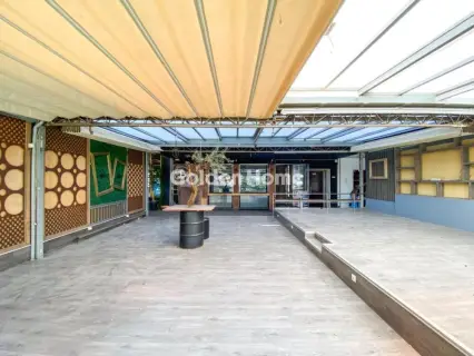 店铺 216m<sup>2</sup> for sale photo 5363654