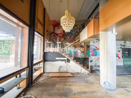 店铺 216m<sup>2</sup> for sale photo 5363659