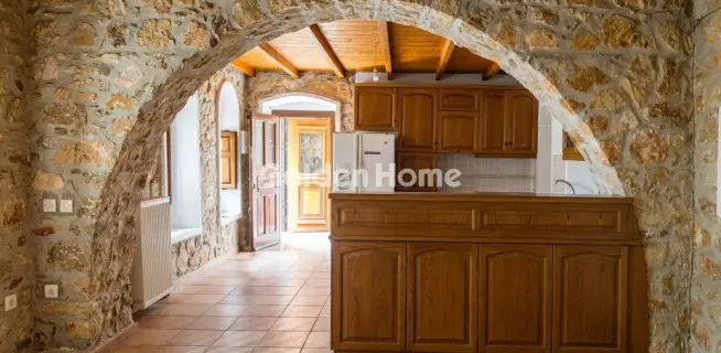 House 300m<sup>2</sup> for rent photo 3