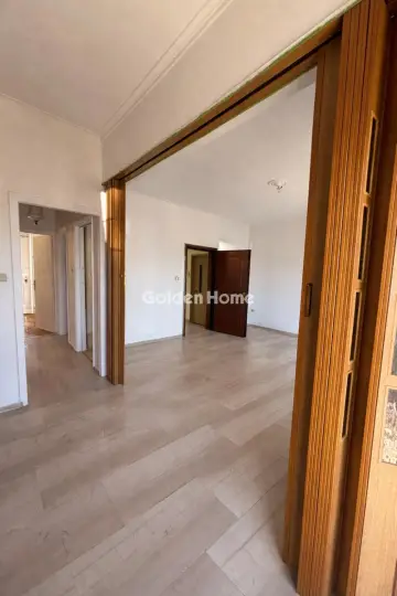 Floor Apartment 69m<sup>2</sup> for rent photo 2