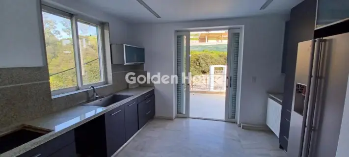 Independent Maisonette 200m<sup>2</sup> for rent photo 12