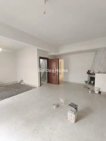 Apartment 90m<sup>2</sup> for rent photo 1