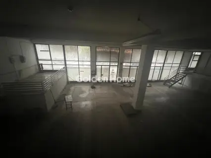 店铺 572m<sup>2</sup> for sale photo 2