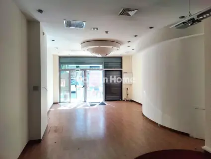 店铺 320m<sup>2</sup> for rent photo 5364909