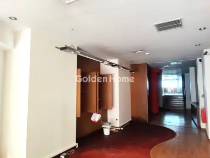 店铺 320m<sup>2</sup> for rent photo 5364919