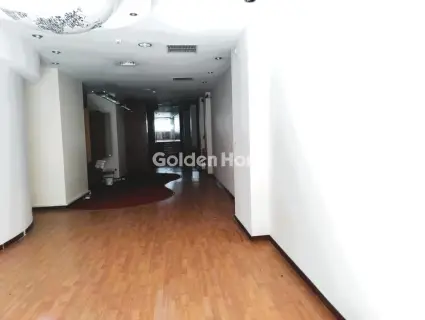 Store 320m<sup>2</sup> for rent photo 14