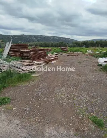 Professional Plot 1200m<sup>2</sup> for rent photo 2